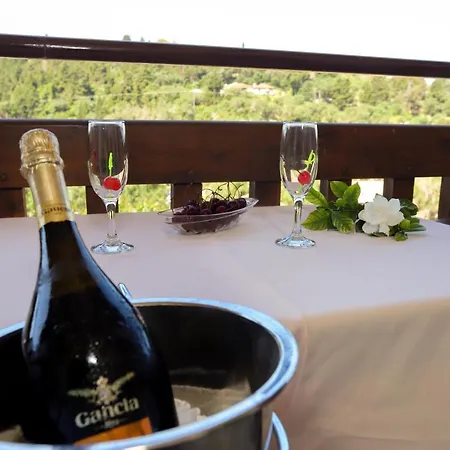 Bastas 2* Lakka (Paxos)