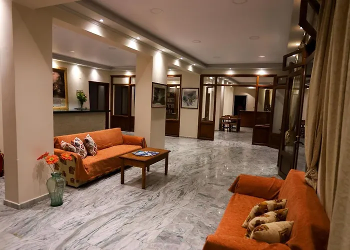 Bastas Hotel 2*