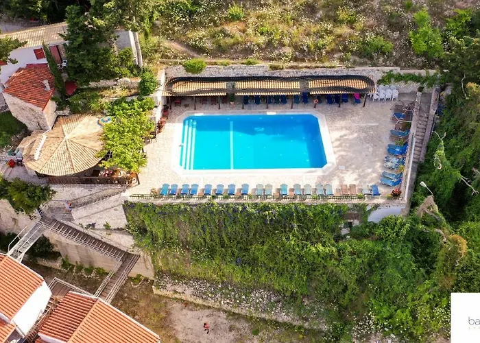 Hotel Bastas 2*