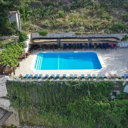 Bastas & Hotel Lakka (Paxos)
