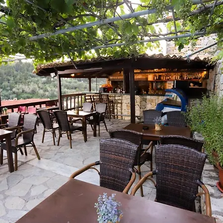 Hotel Bastas 2*
