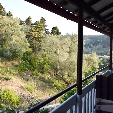 Bastas 2* Lakka (Paxos)
